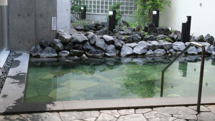 Kiranoyu Outdoor Bath Rotenburo
